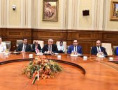 رئيس "خارجية النواب" يلتقى وفدا برلمانيا هنديا