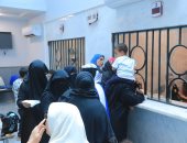 جامعة سوهاج تطلق قافلة طبية توعوية مجانية بقرية الشواولة بالتعاون مع "حياة كريمة"