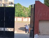 طلاب الشهادة الإعدادية بقنا يؤدون امتحاني الهندسة والتربية الفنية.. مباشر