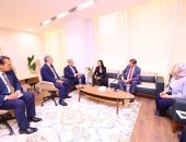 حصاد الوزارات.. وزيرا التضامن والزراعة يتفقدان مقر البنك الزراعى بالعاصمة الإدارية