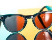 ميتا تطلق نظارات Oakley الذكية بتقنيات الذكاء الاصطناعي للمحترفين الرياضيين