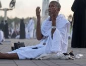 فى مشهد مهيب.. حجاج بيت الله الحرام يتضرعون لله على جبل عرفات