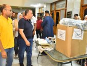محافظ أسيوط يشارك فى توزيع "جهاز عروسة" لـ15 فتاة من الأسر الأولى بالرعاية