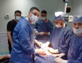 جراحات معقدة بالمخ والوجه تنقذ حياة طفلة وشاب بمستشفيات تمى الأمديد وأجا المركزى