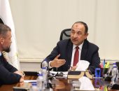 وزير قطاع الأعمال يبحث مع تحالف بقيادة "روسال" الروسية التعاون بمجال الألومنيوم