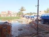 مياه سوهاج: تدفع بــ 17 سيارة كسح لاحتواء أزمة تسرب المياه