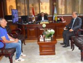 محافظ الغربية: 105 جنيهات لسعر توريد الياسمين وحل الأزمة نهائيًا