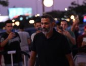حميد الشاعرى وإيهاب عبد الواحد فى عزاء نجل صلاح الشرنوبى