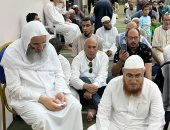 شاهد حزن الشيخ محمد حسان على فراق والدته قبل تشييع جثمانها فى الدقهلية