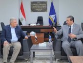 محافظ دمياط يستقبل رئيس الشركة القابضة لمياه الشرب والصرف الصحى