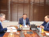 وزير الزراعة يبحث تعزيز التعاون مع البنك الدولي لدعم التنمية الزراعية 