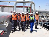 رئيس الوزراء يتفقد سفينة تغييز الغاز المسال "Energos Eskimo".. وزير البترول: فرق القطاع انتهت من تجهيز رصيف ثانٍ بميناء سوميد لاستقبال السفينة.. ورئيس بتروجيت: نجحنا فى ضغط البرنامج الزمنى للتنفيذ لـ10 أيام فقط