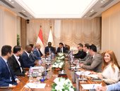 وزير الرياضة يلتقي أمين عام الكاف لمتابعة مستجدات نقل المقر للعاصمة الإدارية