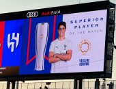 ياسين بونو يتوج بجائزة أفضل لاعب فى مواجهة سالزبورج ضد الهلال