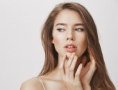 وصفة سهلة لشفاه ممتلئة ورطبة في الصيف.. مش هتحتاجي فيلر