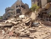 انهيار جزئى بمنزل مجاور لعقار شبرا المنهار وقرار بإخلائه.. صور