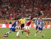 75 دقيقة..الأهلي يحافظ على التقدم 4-3 أمام بورتو في كأس العالم للأندية
