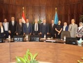 رئيس جامعة الإسكندرية يناقش مع وفد مصرى إيطالى ربط البحوث العلمية بالصناعة