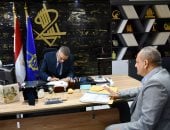 محافظ أسوان يعتمد نتيجة الشهادة الإعدادية بنسبة نجاح 76.9%