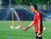 الأهلى يحسم مع ريبيرو مصير الصفقات الجديدة بعد نتائج المونديال