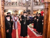 البابا تواضروس يبدأ سلسلة عظات "حكايات الشجرة المغروسة" من الإسكندرية
