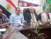 وكيل تعليم الإسماعيلية يتابع امتحانات الثانوية العامة من غرفة العمليات