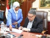 محافظ البحر الأحمر يعتمد نتيجة الشهادة الإعدادية بنسبة نجاح 73.1%