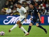 الدوسرى يتقدم لفريق الهلال ضد باتشوكا فى الشوط الأول (فيديو)
