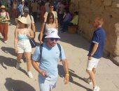 رغم حرارة الطقس.. المقاصد الأثرية حول الأقصر كلمة السر فى الجذب السياحى.. صور