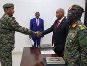 وزيرا الدفاع والداخلية بالسودان يؤديان القسم أمام عبد الفتاح البرهان
