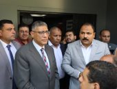 محافظ الجيزة يتفقد مشروع تطوير مبنى التأمين الصحي بمنطقة روز اليوسف.. صور