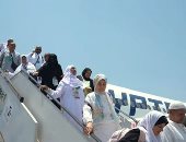 بوجوه مستبشرة وقلوب مطمئنة.. آخر أفواج حجاج القرعة يعودون إلى أرض الوطن.. ضيوف الرحمن يشيدون بالتنظيم والرعاية: رحلة حج ميسّرة بفضل توجيهات الرئيس السيسي.. ودعونا لبلادنا.. صور