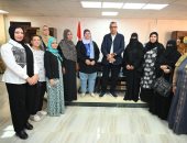 محافظ جنوب سيناء يلتقى ممثلات المرأة البدوية ويستجيب لمطالبهن