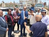 محافظ سوهاج يتفقد أعمال مشروع إنشاء كوبرى الكورنيش الغربى