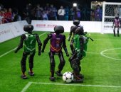 كل فريق من 3.. الصين تنظم أول بطولة كرة قدم للروبوتات البشرية "فيديو وصور" كل فريق من 3.. الصين تنظم أول بطولة كرة قدم للروبوتات البشرية "فيديو وصور"