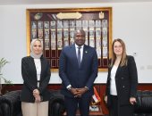 رئيس البريد المصرى تستقبل المدير التنفيذى لبريد كوت ديفوار