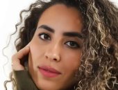 منة عدلى القيعى أول شاعرة فى تاريخ ألبومات عمرو دياب