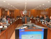 محافظ أسيوط يترأس أولى جلسات المجلس الإقليمى للصحة بالتشكيل الجديد