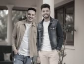صاحب سندال تجسد علاقة صداقة حمادة الليثى بـ أحمد عامر قبل رحيله