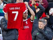 جماهير ليفربول تطالب برحيل لويس دياز لرقصه تزامنًا مع جنازة جوتا