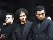 بدء عزاء المطرب الشعبى أحمد عامر بمسجد الحامدية الشاذلية.. صور 