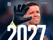 رسميا.. برشلونة يمدد عقد الحارس تشيزني حتى صيف 2027