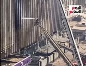 لحظة تبريد سنترال رمسيس والسيطرة التامة على الحريق.. فيديو
