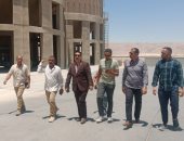 رئيس مدينة طهطا بسوهاج يتفقد صوامع الغلال بعد رفع السعة التخزينية إلى 90 ألف طن