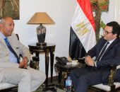 وزير الثقافة يعيّن السفير عمر سليم مستشارا للعلاقات الخارجية