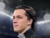 رسميا.. ريال مدريد يعلن التعاقد مع ألفارو كاريراس حتى 2031