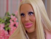 أغرب عمليات التجميل فى العالم بعد إنفاق بريطانية ربع مليون جنيه إسترلينى لتصبح باربى.. شاب يخضع لـ 1000 جراحة ليتحول للدمية كين.. 42 ألف دولار ينفقها أرجنتينى ليشبه مايكل جاكسون.. وآذان ميكى ماوس الأكثر دهشة