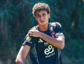 إعادة البيع سلاح الأهلي لتحقيق مكاسب كبرى من رحيل حمزة عبد الكريم لبرشلونة