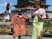 عم الحاج بوت.. روبوت شبيه بالإنسان يأسر قلوب الصينيين بأزياء أبوية.. فيديو