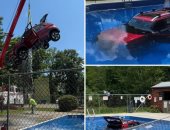 سيارة تقتحم حمام سباحة مزدحم بالمصطافين فى أمريكا دون إصابات.. صور